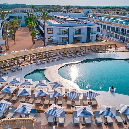 Universal Grand Leon & Spa كولونيا سانت خورذي المظهر الخارجي الصورة