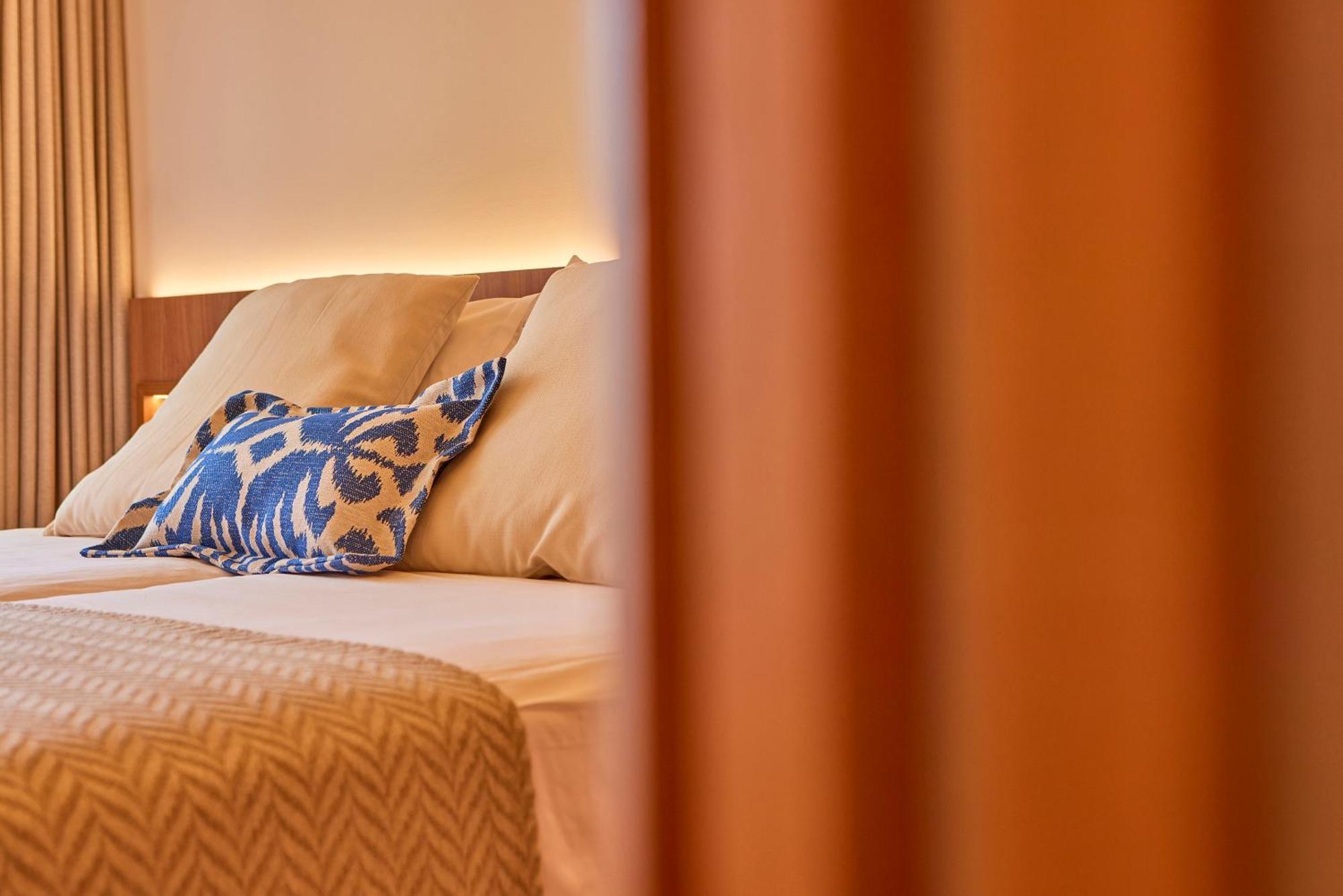 Universal Grand Leon & Spa كولونيا سانت خورذي المظهر الخارجي الصورة