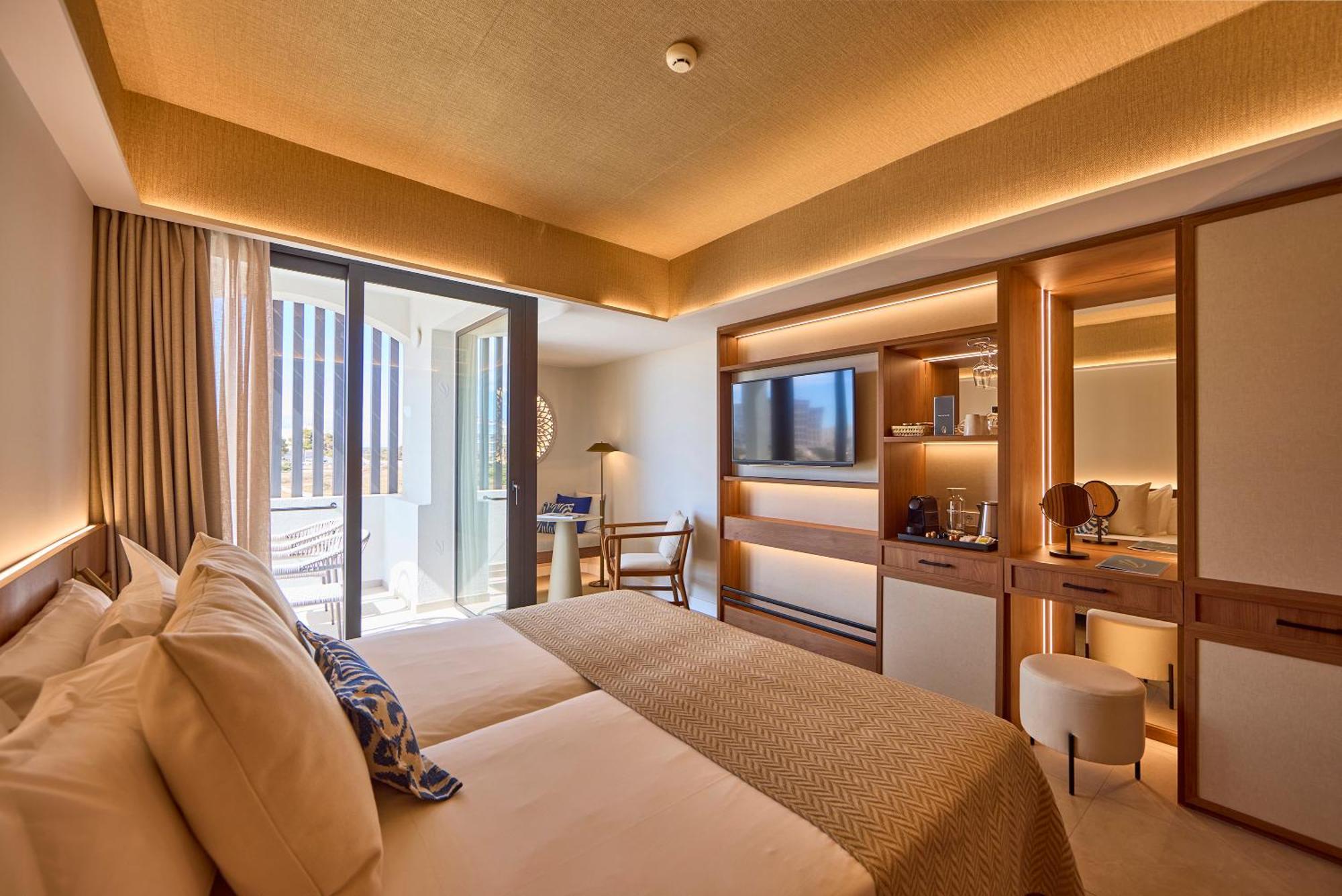 Universal Grand Leon & Spa كولونيا سانت خورذي المظهر الخارجي الصورة